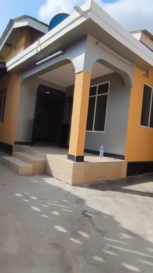 3 Bedrooms House for Rent in Sinza Mori, Dar Es Salaam 3 Bedrooms House for Rent in Sinza Mori, Dar Es Salaam