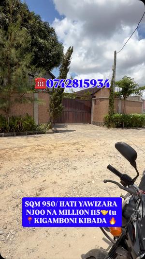 Kiwanja kinauzwa Kibada, Dar Es Salaam (950 sqm) Kiwanja kinauzwa Kibada, Dar Es Salaam (950 sqm)