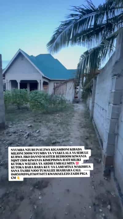 Nyumba ya vyumba vinne inauzwa Kibada, Dar Es Salaam (1300 sqm)