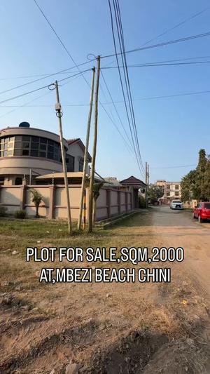Kiwanja kinauzwa Mbezi Beach Chini, Dar Es Salaam (2000 sqm) Kiwanja kinauzwa Mbezi Beach Chini, Dar Es Salaam (2000 sqm)