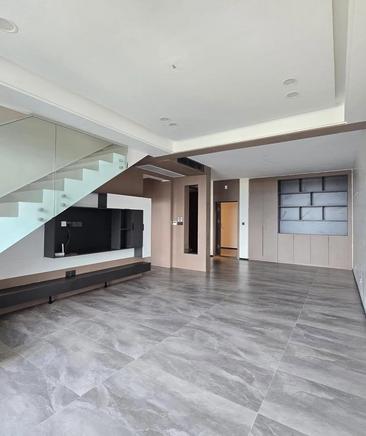 3 Bedrooms Apartment for Sale in Oysterbay, Dar Es Salaam