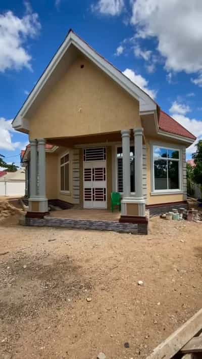 Nyumba ya vyumba vitatu inapangishwa Ilazo, Dodoma Nyumba ya vyumba vitatu inapangishwa Ilazo, Dodoma