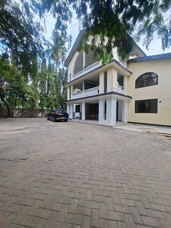 Apartment ya vyumba vitatu inapangishwa Mikocheni, Dar Es Salaam