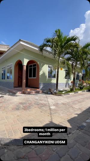 Nyumba ya vyumba vitatu inapangishwa Changanyikeni UDSM, Dar Es Salaam Nyumba ya vyumba vitatu inapangishwa Changanyikeni UDSM, Dar Es Salaam