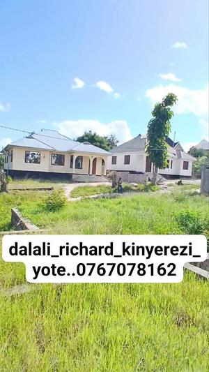Kiwanja kinauzwa Tabata Kinyerezi Kifuru, Dar Es Salaam (625 sqm)