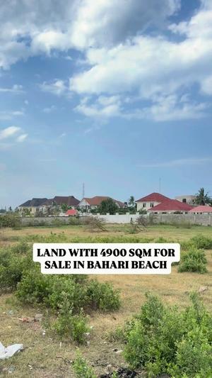 Kiwanja kinauzwa Bahari Beach, Dar Es Salaam (4900 sqm) Kiwanja kinauzwa Bahari Beach, Dar Es Salaam (4900 sqm)