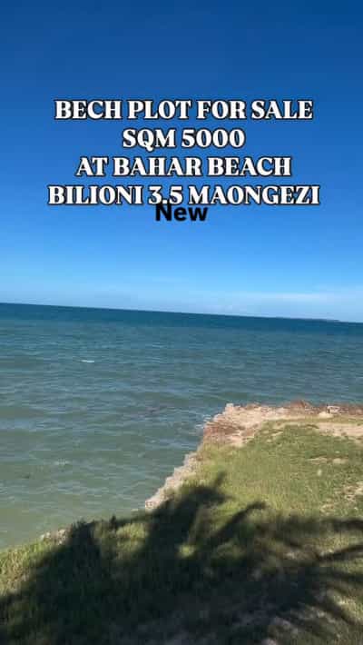 Beach Plot kinauzwa Bahari Beach, Dar Es Salaam (5000 sqm) Beach Plot kinauzwa Bahari Beach, Dar Es Salaam (5000 sqm)