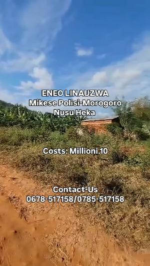 Kiwanja kinauzwa Mikese Polisi, Morogoro (0.5 acre) Kiwanja kinauzwa Mikese Polisi, Morogoro (0.5 acre)
