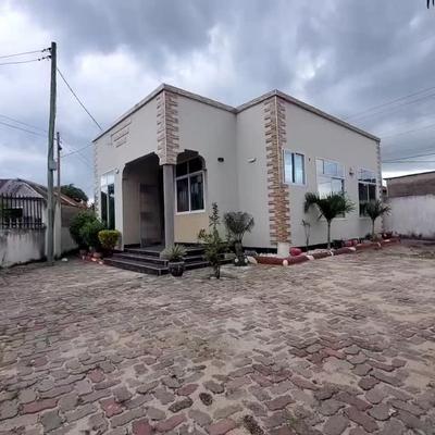 Nyumba ya vyumba vitatu inapangishwa Kinyerezi, Dar Es Salaam Nyumba ya vyumba vitatu inapangishwa Kinyerezi, Dar Es Salaam