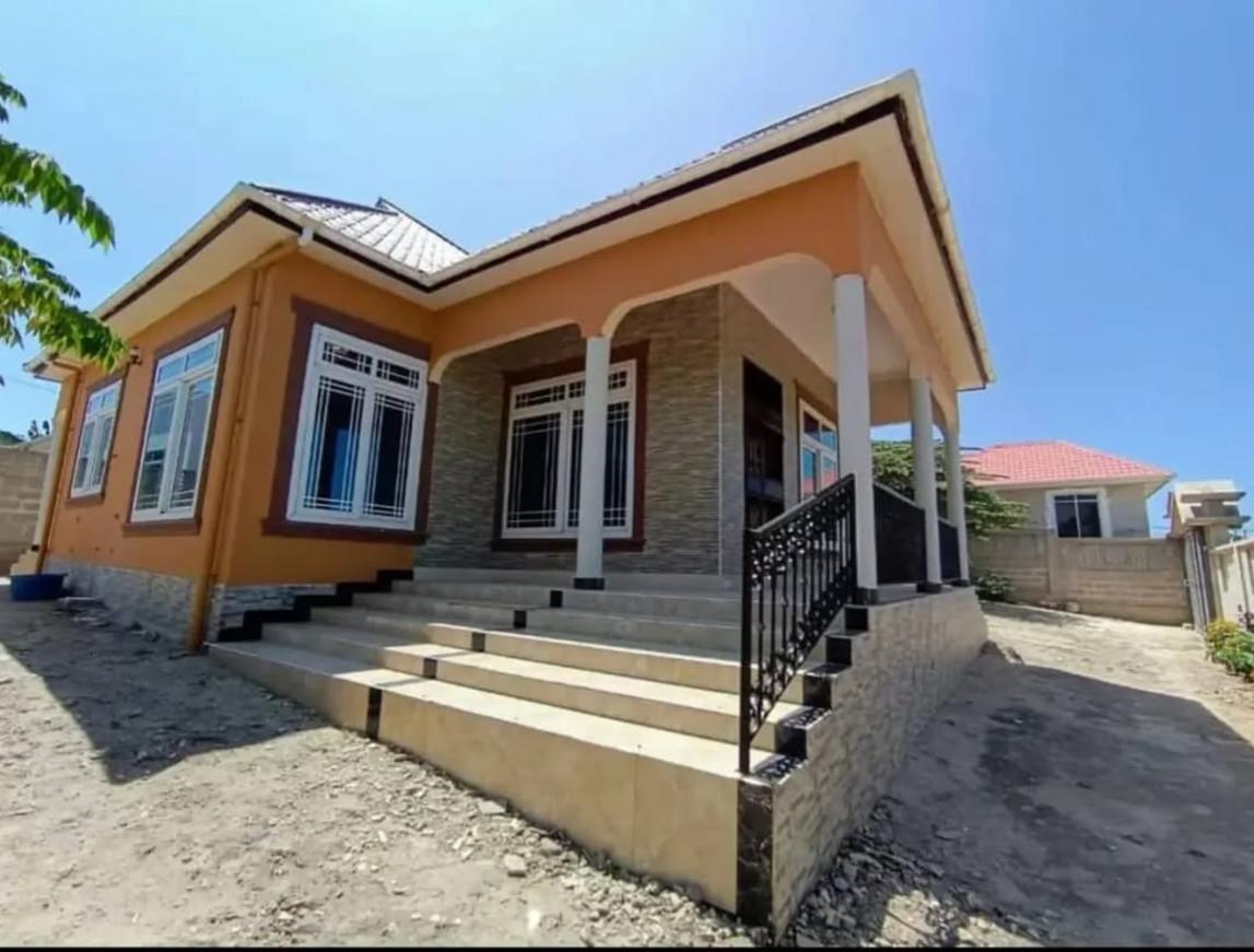 media -5 media -5