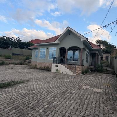 Nyumba ya vyumba vitatu inapangishwa Msuguri, Dar Es Salaam Nyumba ya vyumba vitatu inapangishwa Msuguri, Dar Es Salaam