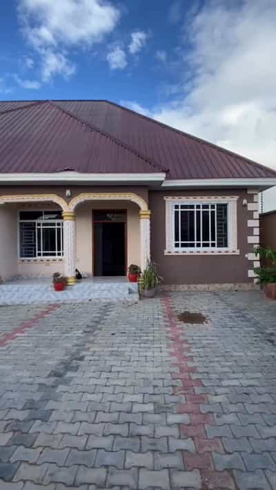 Nyumba ya vyumba viwili inapangishwa Ilazo, Dodoma Nyumba ya vyumba viwili inapangishwa Ilazo, Dodoma