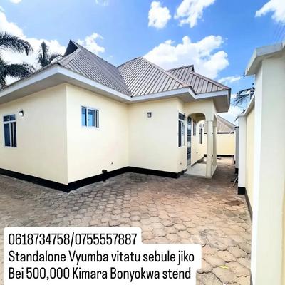 Nyumba ya vyumba vitatu inapangishwa Bonyokwa Stand, Dar Es Salaam