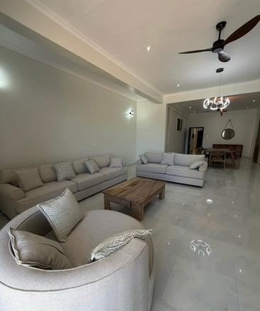 Apartment (Furnished) ya vyumba vitatu inapangishwa Masaki, Dar Es Salaam