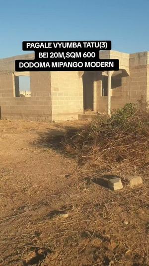 Nyumba ya vyumba vitatu inauzwa Dodoma Mipango Modern (600 sqm) Nyumba ya vyumba vitatu inauzwa Dodoma Mipango Modern (600 sqm)