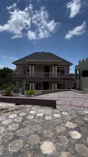 Apartment ya vyumba viwili inapangishwa Makongo Juu, Dar Es Salaam Apartment ya vyumba viwili inapangishwa Makongo Juu, Dar Es Salaam