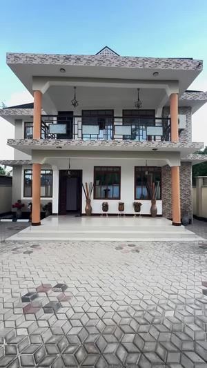 Nyumba ya vyumba vinne inapangishwa Ununio, Dar Es Salaam Nyumba ya vyumba vinne inapangishwa Ununio, Dar Es Salaam