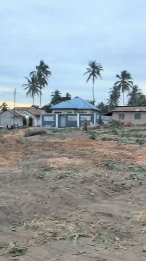 Viwanja vinauzwa Pugu Majohe, Dar Es Salaam (1800 sqm) Viwanja vinauzwa Pugu Majohe, Dar Es Salaam (1800 sqm)