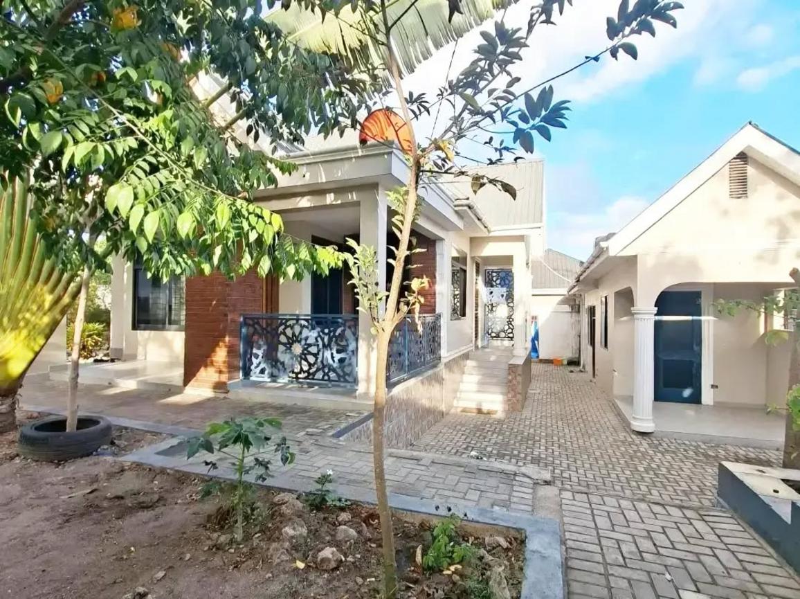 media -2