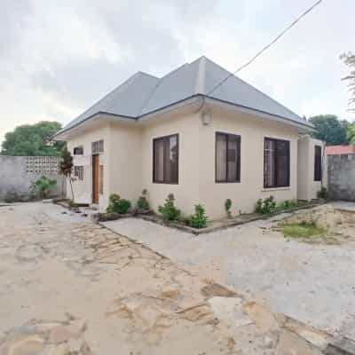 3 Bedrooms House/Apartment for Rent in Tabata, Dar Es Salaam