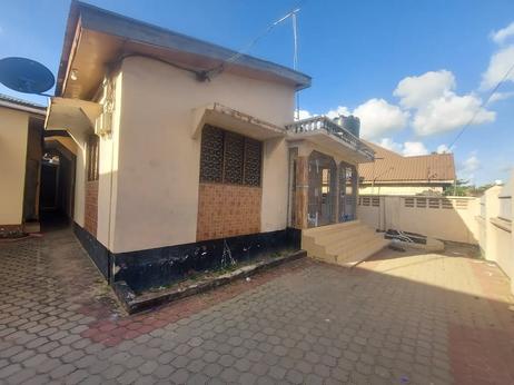 Nyumba/Apartment ya vyumba vitatu inapangishwa Tabata Kisukuru, Dar Es Salaam Nyumba/Apartment ya vyumba vitatu inapangishwa Tabata Kisukuru, Dar Es Salaam