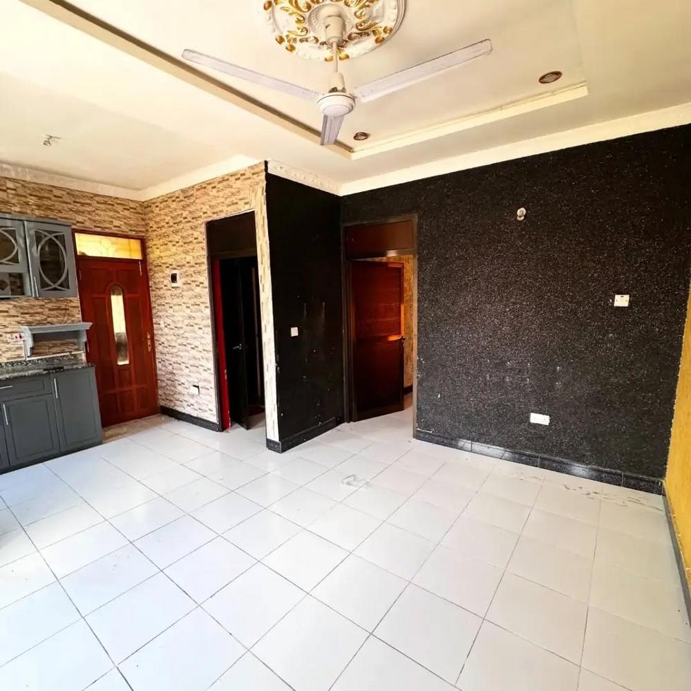 media -5 media -5