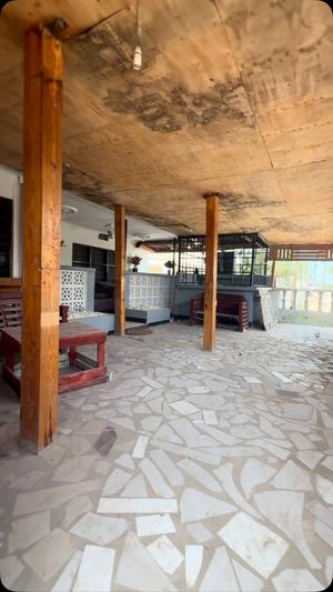 Duka linapangishwa Sinza, Dar Es Salaam