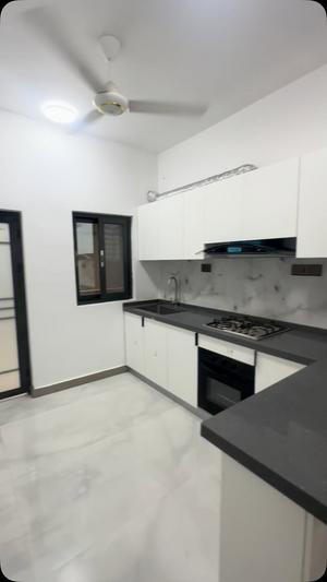 Apartment (Furnished) ya vyumba vitatu inapangishwa Msasani Beach, Dar Es Salaam