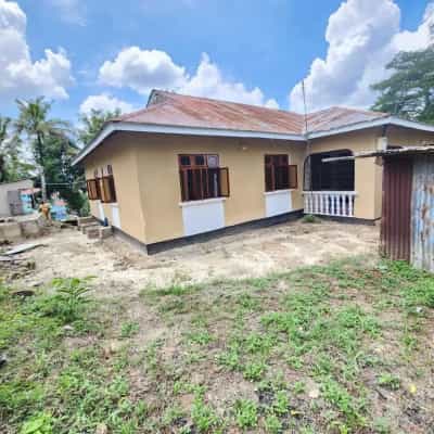 Nyumba ya vyumba vitano inapangishwa Kimara, Dar Es Salaam