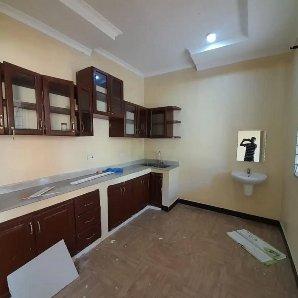 media -6 media -6