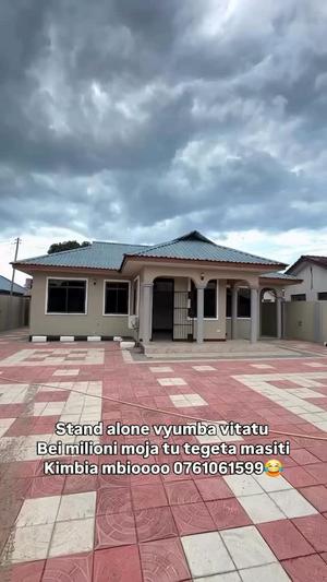 Nyumba ya vyumba vitatu inauzwa Tegeta Masiti, Dar Es Salaam Nyumba ya vyumba vitatu inauzwa Tegeta Masiti, Dar Es Salaam