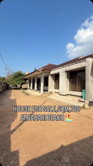 House for Sale in Baharibeach, Dar Es Salaam (700 sqm)
