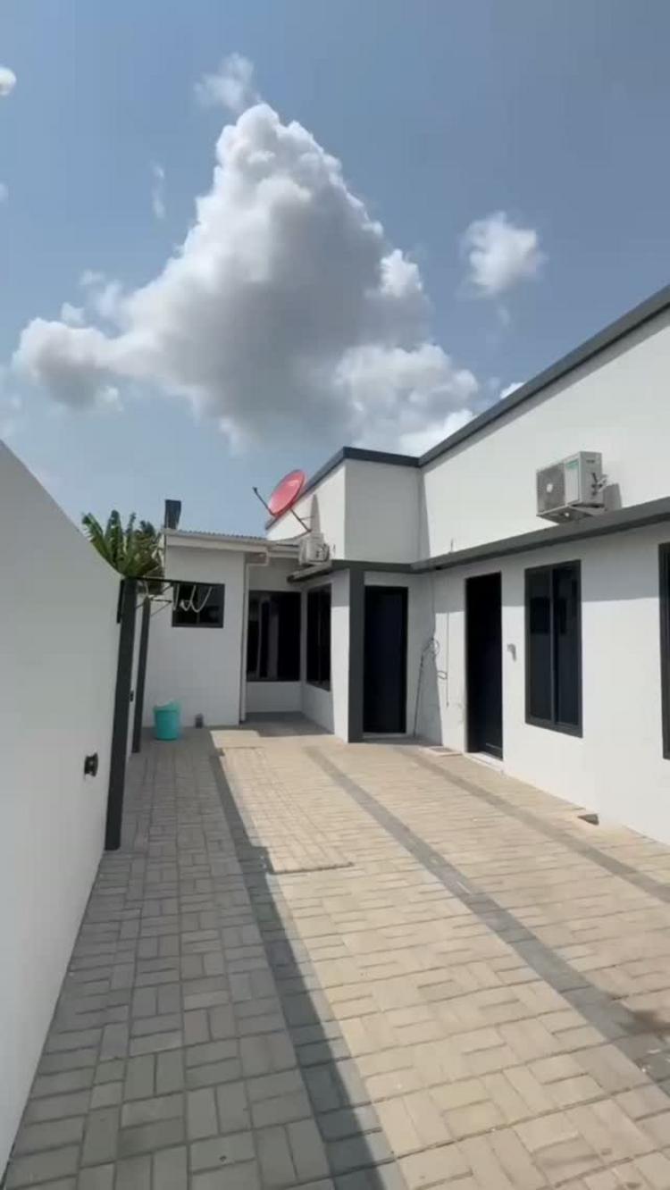  media -1
