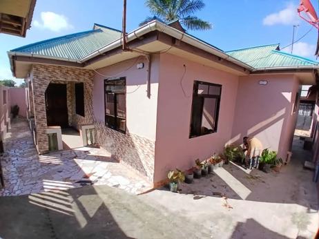 Nyumba ya chumba kimoja inapangishwa Kimara Suka, Dar Es Salaam Nyumba ya chumba kimoja inapangishwa Kimara Suka, Dar Es Salaam