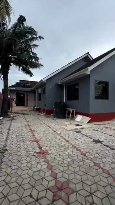 Nyumba ya vyumba vitano inapangishwa MBEZI BEACH UPANDE WA CHINI, Dar Es Salaam