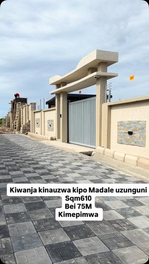 Kiwanja kinauzwa Madale Uzunguni, Dar Es Salaam sqm 610