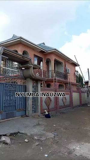 Nyumba ya vyumba vitano inauzwa Mabibo Makutano, Dar Es Salaam Nyumba ya vyumba vitano inauzwa Mabibo Makutano, Dar Es Salaam