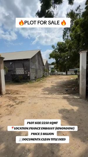Kiwanja kinauzwa France Embassy (Kinondoni), Dar Es Salaam sqm 2250