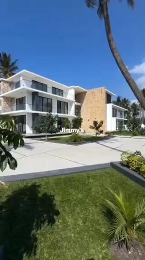 Nyumba ya vyumba 7 inauzwa Bahari Beach, Dar Es Salaam (4600 sqm) Nyumba ya vyumba 7 inauzwa Bahari Beach, Dar Es Salaam (4600 sqm)