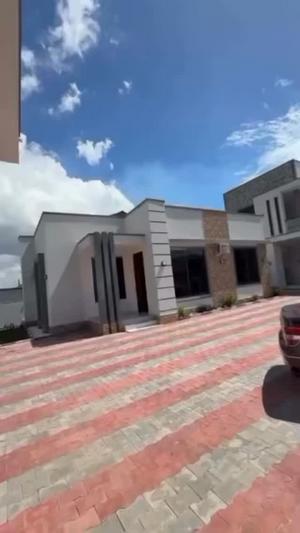 Apartment ya vyumba viwili inapangishwa Mbezi Jkt, Dar Es Salaam Apartment ya vyumba viwili inapangishwa Mbezi Jkt, Dar Es Salaam