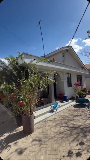 3 Bedrooms House for Rent in Mbezi Beach, Dar Es Salaam 3 Bedrooms House for Rent in Mbezi Beach, Dar Es Salaam