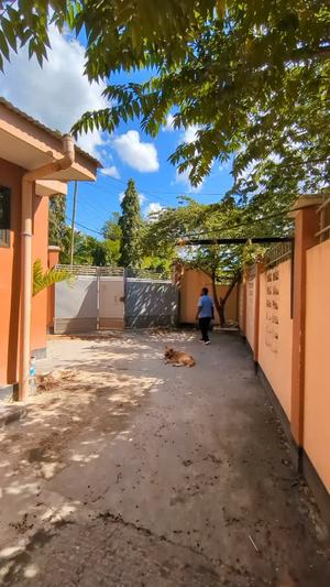 Apartment ya vyumba viwili inapangishwa Makongo Ccm, Dar Es Salaam Apartment ya vyumba viwili inapangishwa Makongo Ccm, Dar Es Salaam