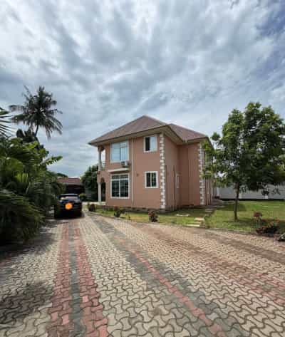 Villa ya vyumba vinne inapangishwa Ada Estate, Dar Es Salaam