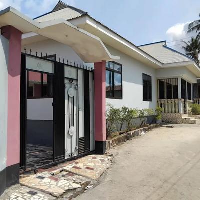 Apartment ya vyumba vitatu inapangishwa Ukonga Mombasa, Dar Es Salaam Apartment ya vyumba vitatu inapangishwa Ukonga Mombasa, Dar Es Salaam