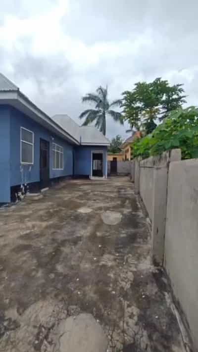 2 Bedrooms House for Rent in Pugu Shule Ilala, Dar Es Salaam