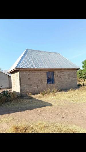 Nyumba ya vyumba viwili inauzwa Kisesa ya Isangijo, Mwanza (500 sqm)
