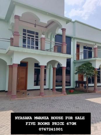 5 Bedrooms House for Sale in Nyasaka, Mwanza