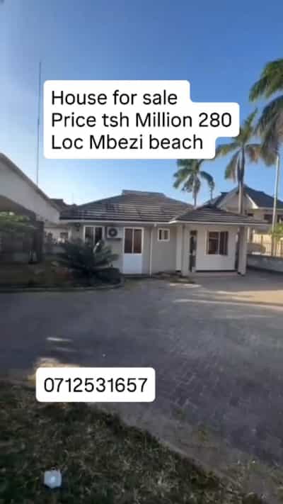 House for Sale in Mbezi Beach Rainbow, Dar Es Salaam (400 sqm) House for Sale in Mbezi Beach Rainbow, Dar Es Salaam (400 sqm)