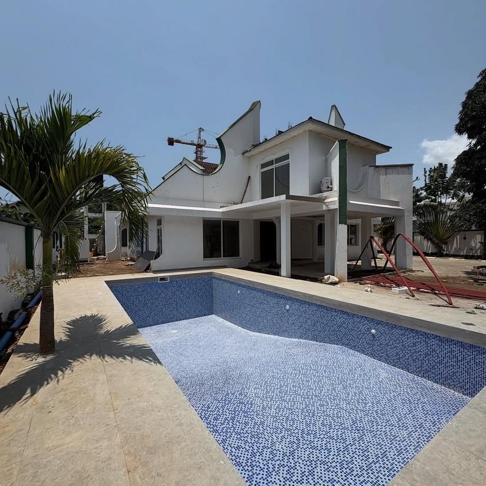 media -1 media -1