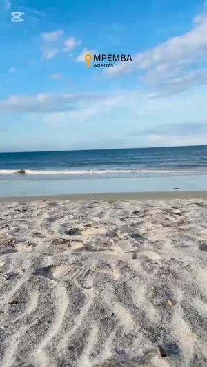 Beach Plot kinauzwa Mbezi Beach Kwa Zena, Dar Es Salaam (1300 sqm)